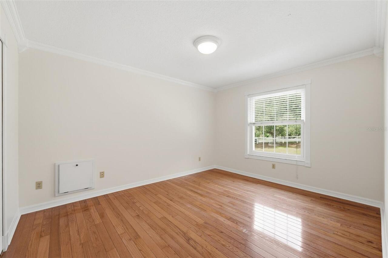 Listing Photo 35