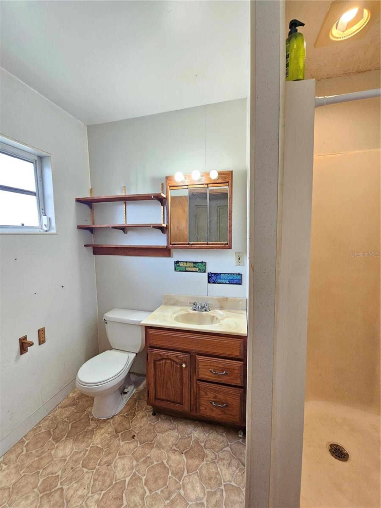 Listing Photo 17