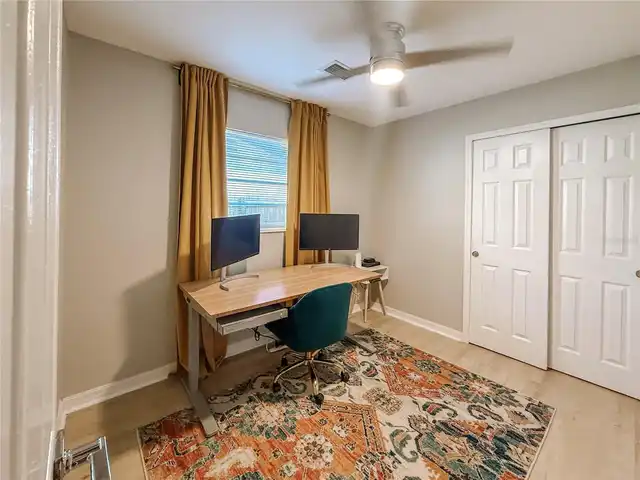 Listing Photo 8