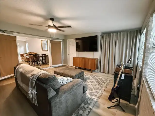 Listing Photo 14