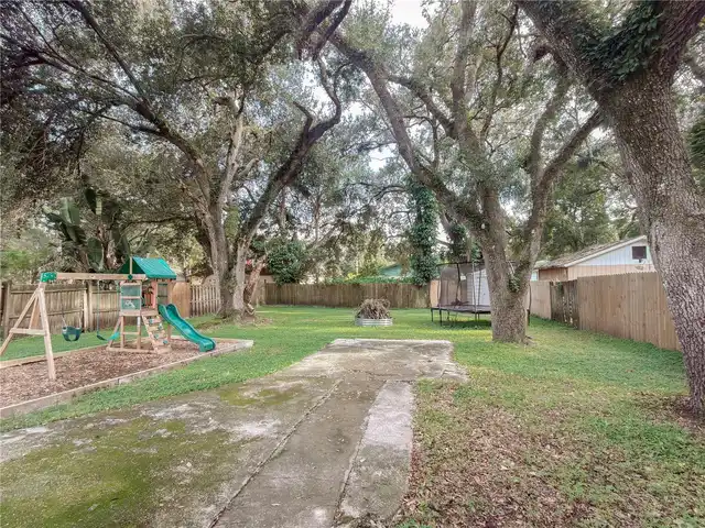 Listing Photo 19