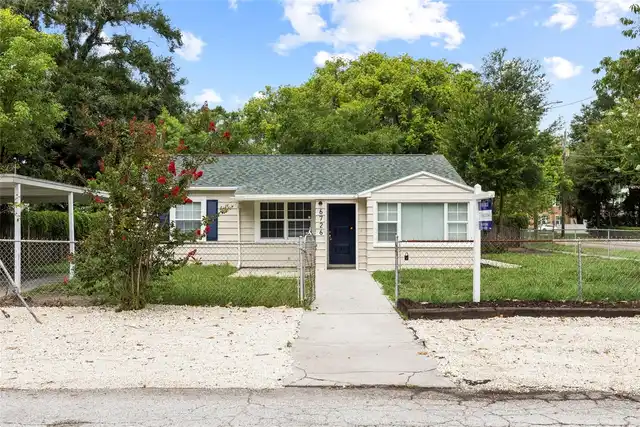 Listing Photo 7