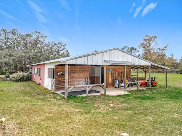 Listing Photo 8