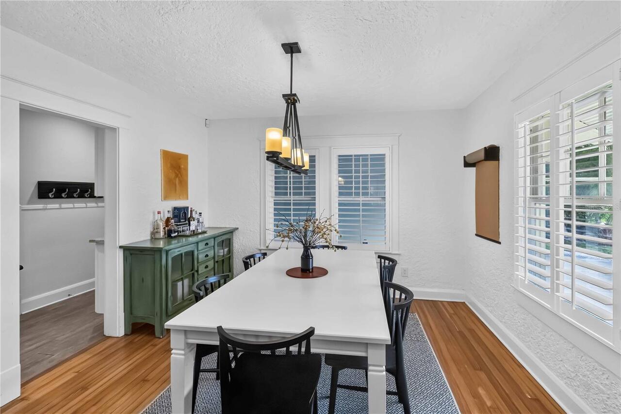 Listing Photo 10