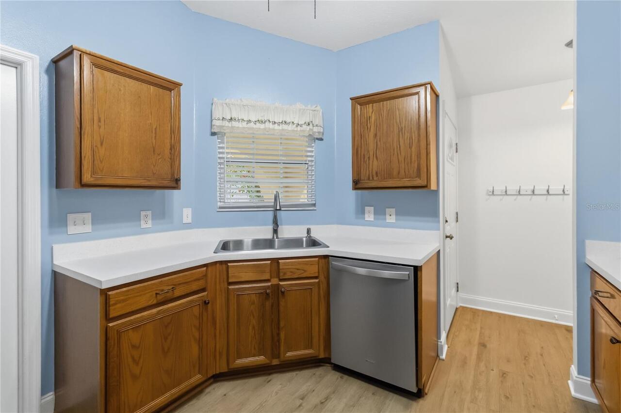 Listing Photo 17