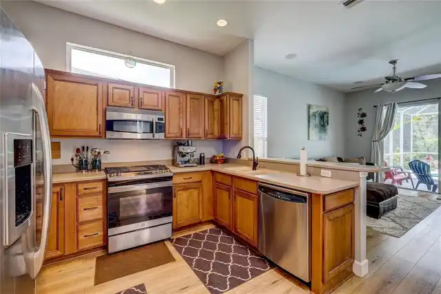 Listing Photo 5