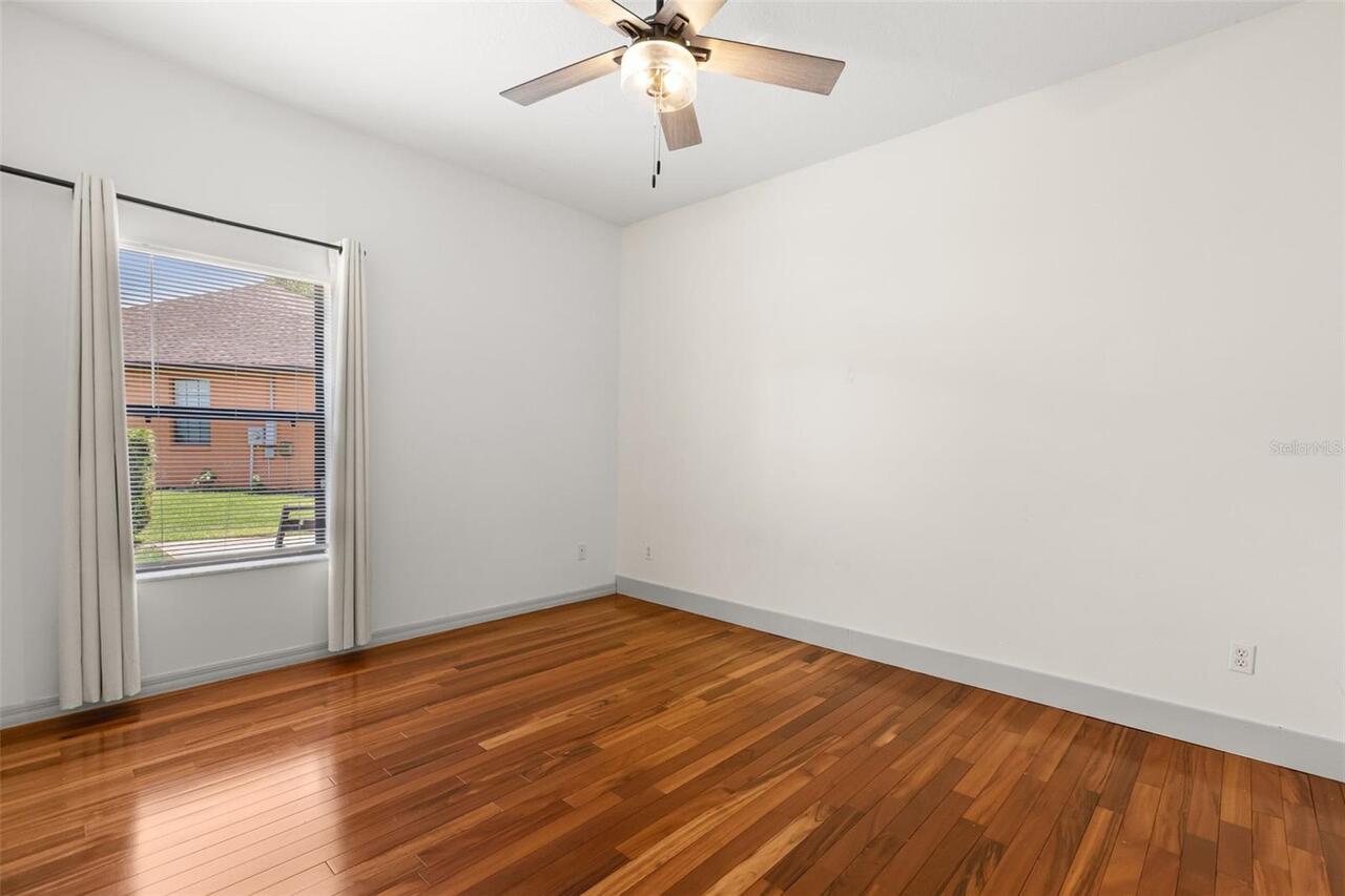 Listing Photo 33
