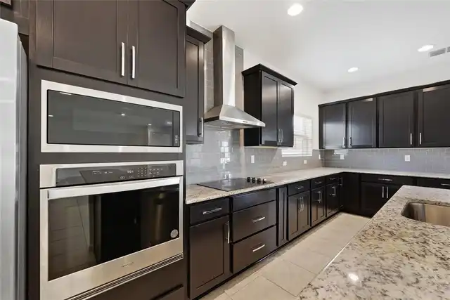 Listing Photo 13