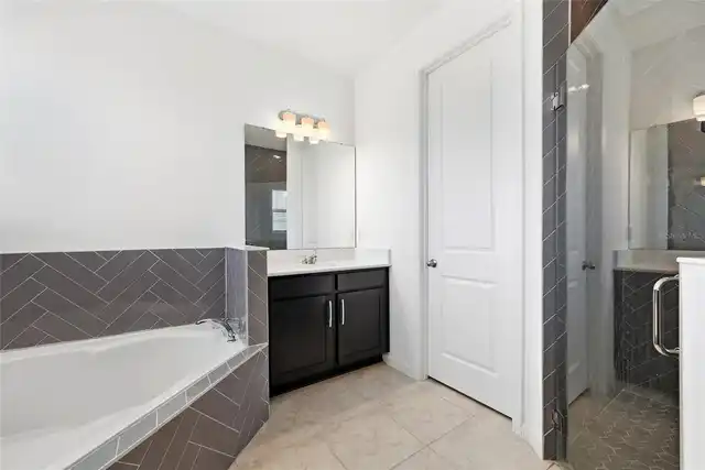 Listing Photo 29
