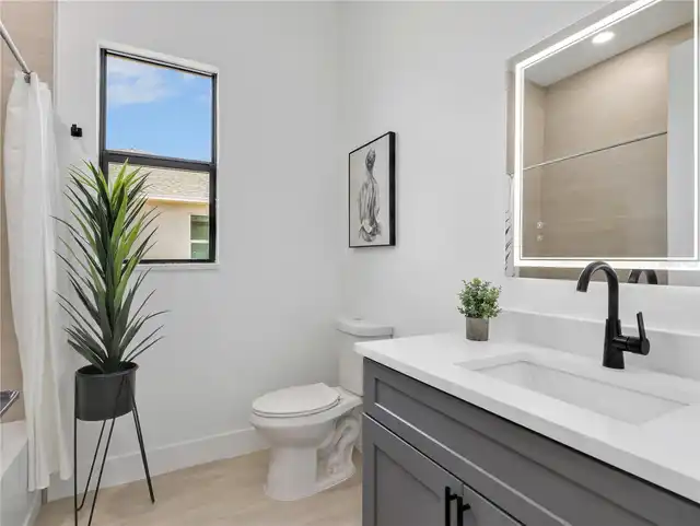 Listing Photo 23