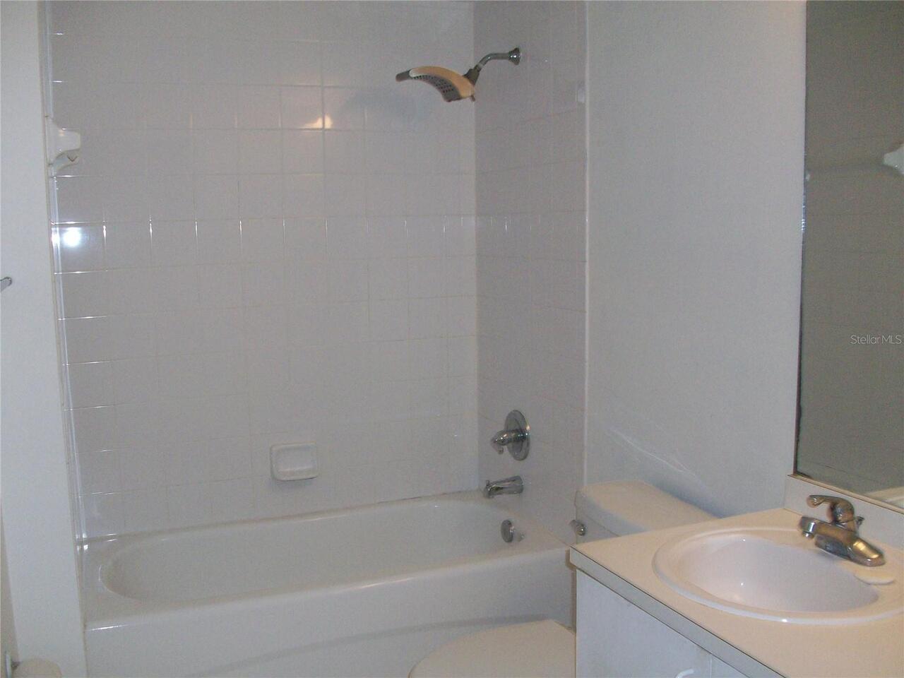 Listing Photo 14