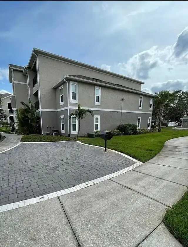Listing Photo 6