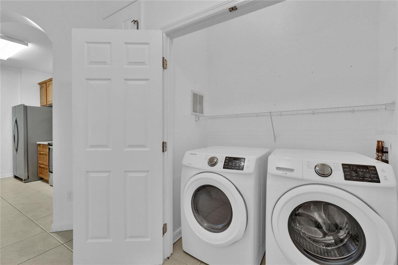 Listing Photo 10
