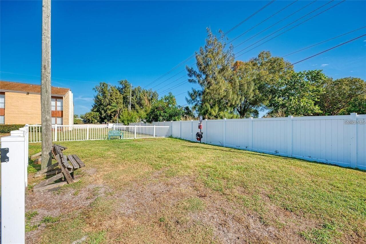 Listing Photo 20