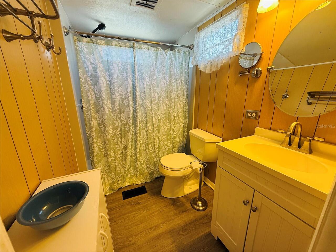 Listing Photo 19