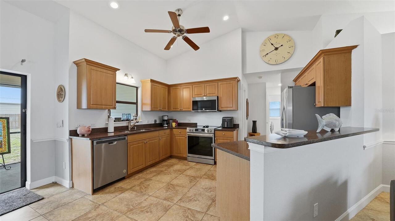 Listing Photo 10