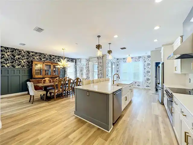 Listing Photo 22