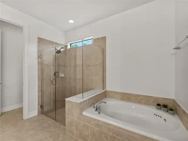 Listing Photo 33