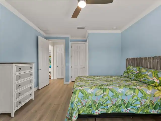 Listing Photo 37