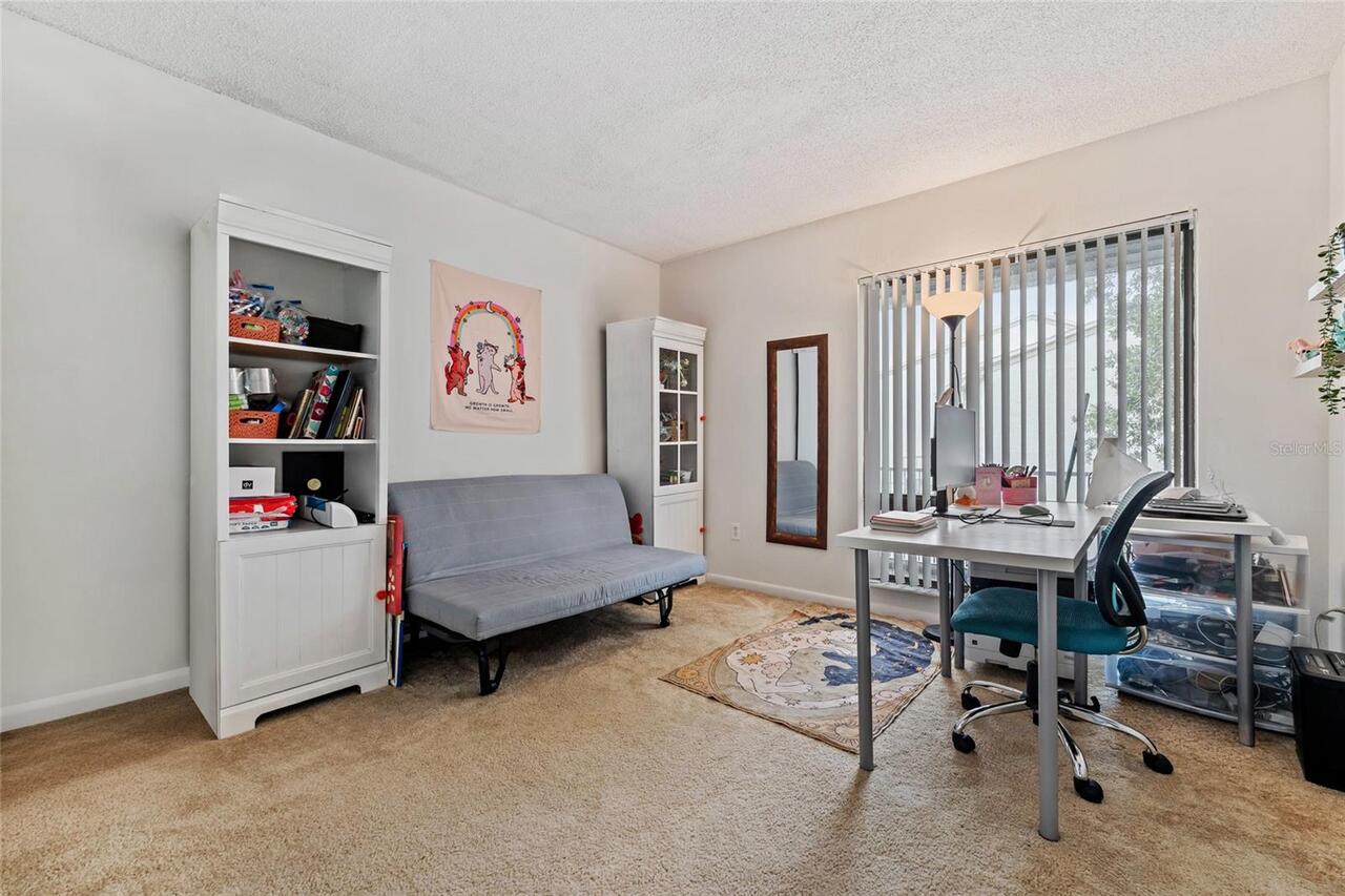 Listing Photo 10
