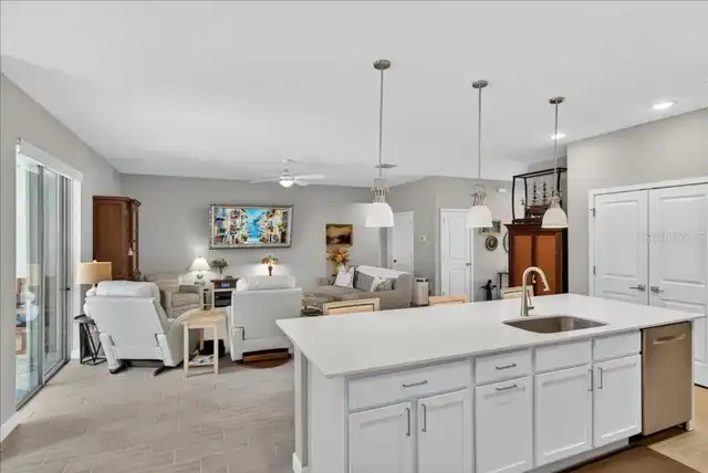 Listing Photo 10