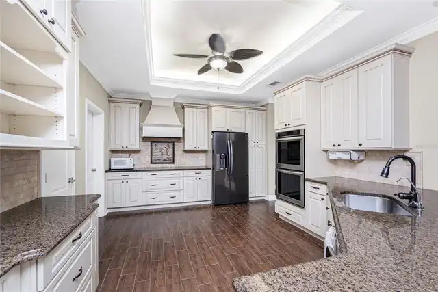 Listing Photo 18