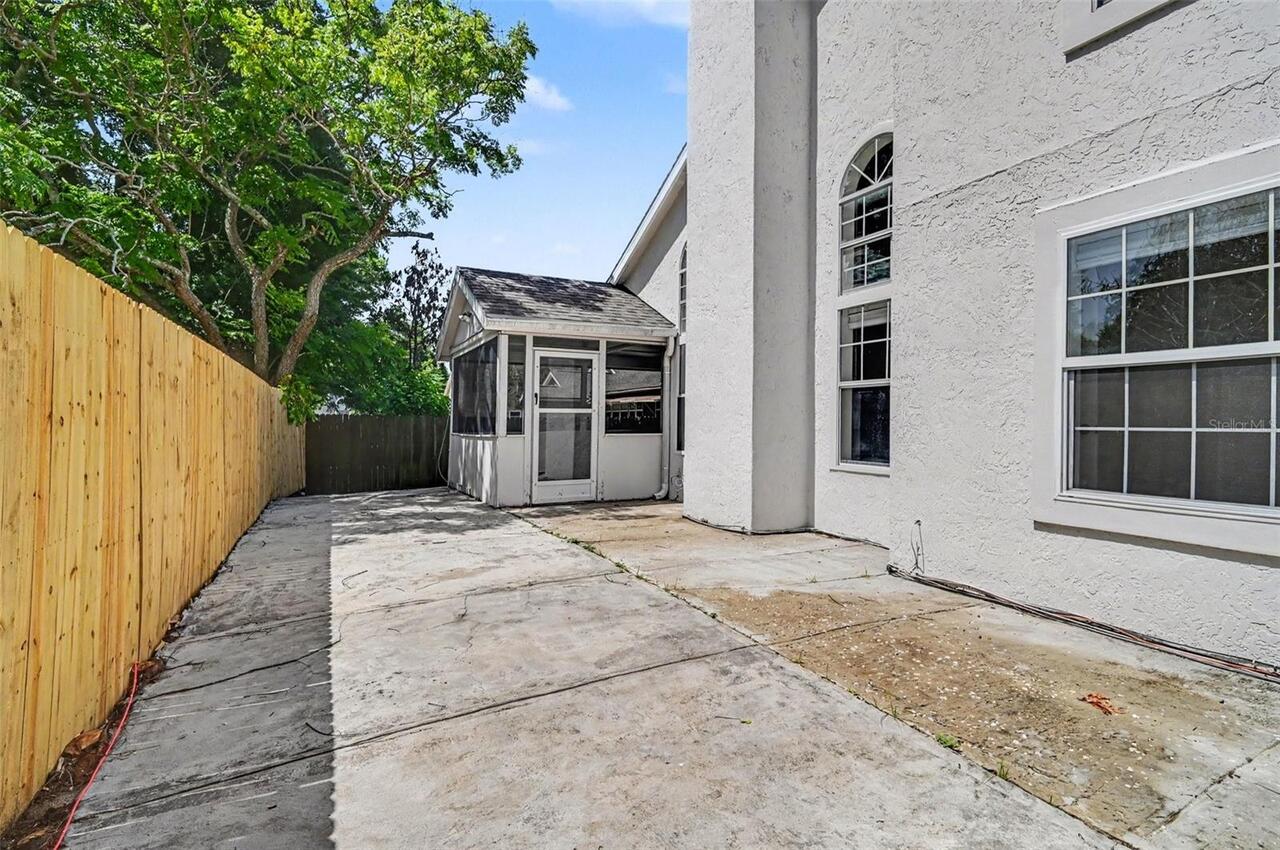 Listing Photo 16