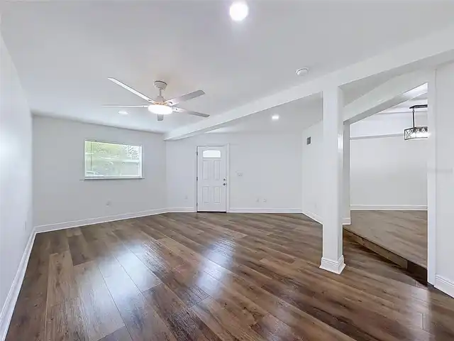 Listing Photo 7