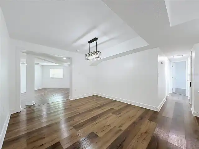 Listing Photo 14