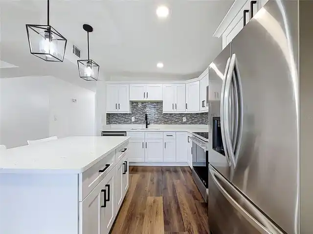 Listing Photo 22