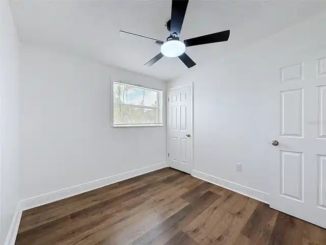 Listing Photo 37