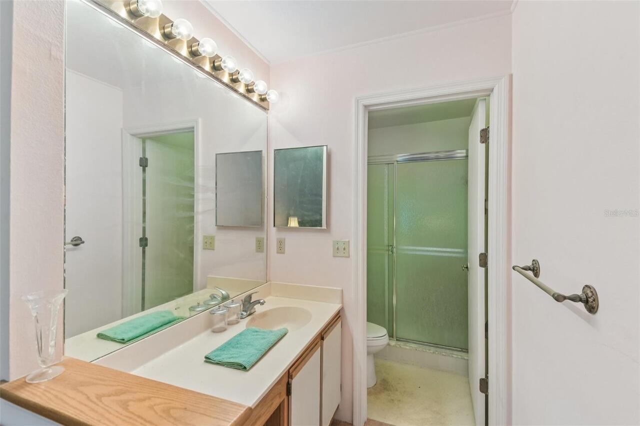 Listing Photo 10