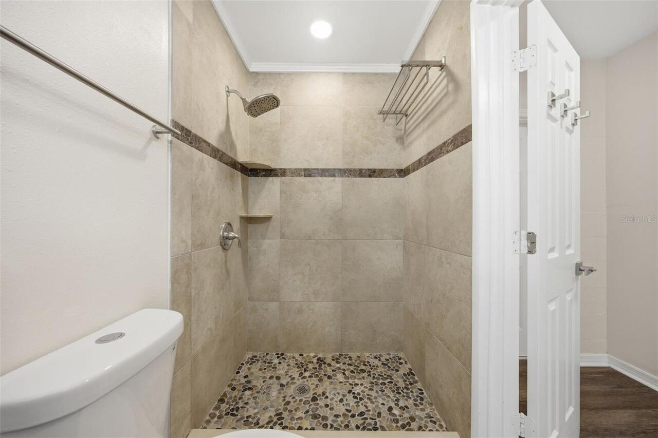 Listing Photo 34