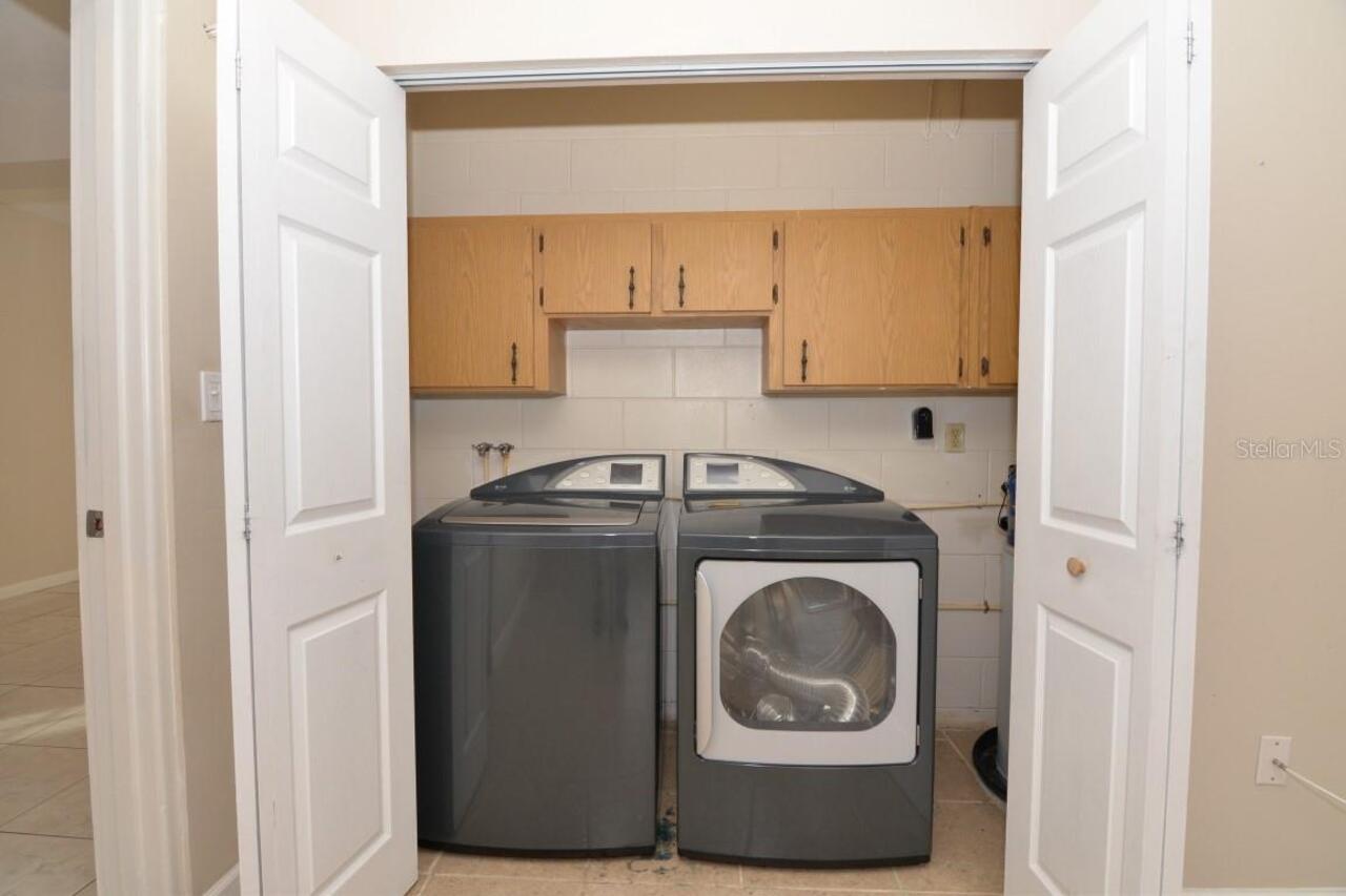 Listing Photo 8