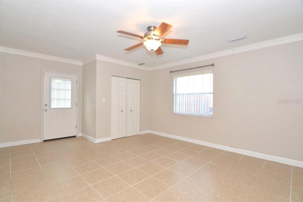 Listing Photo 10