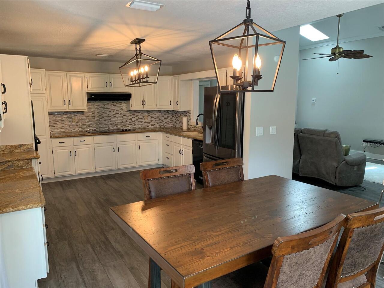 Listing Photo 15