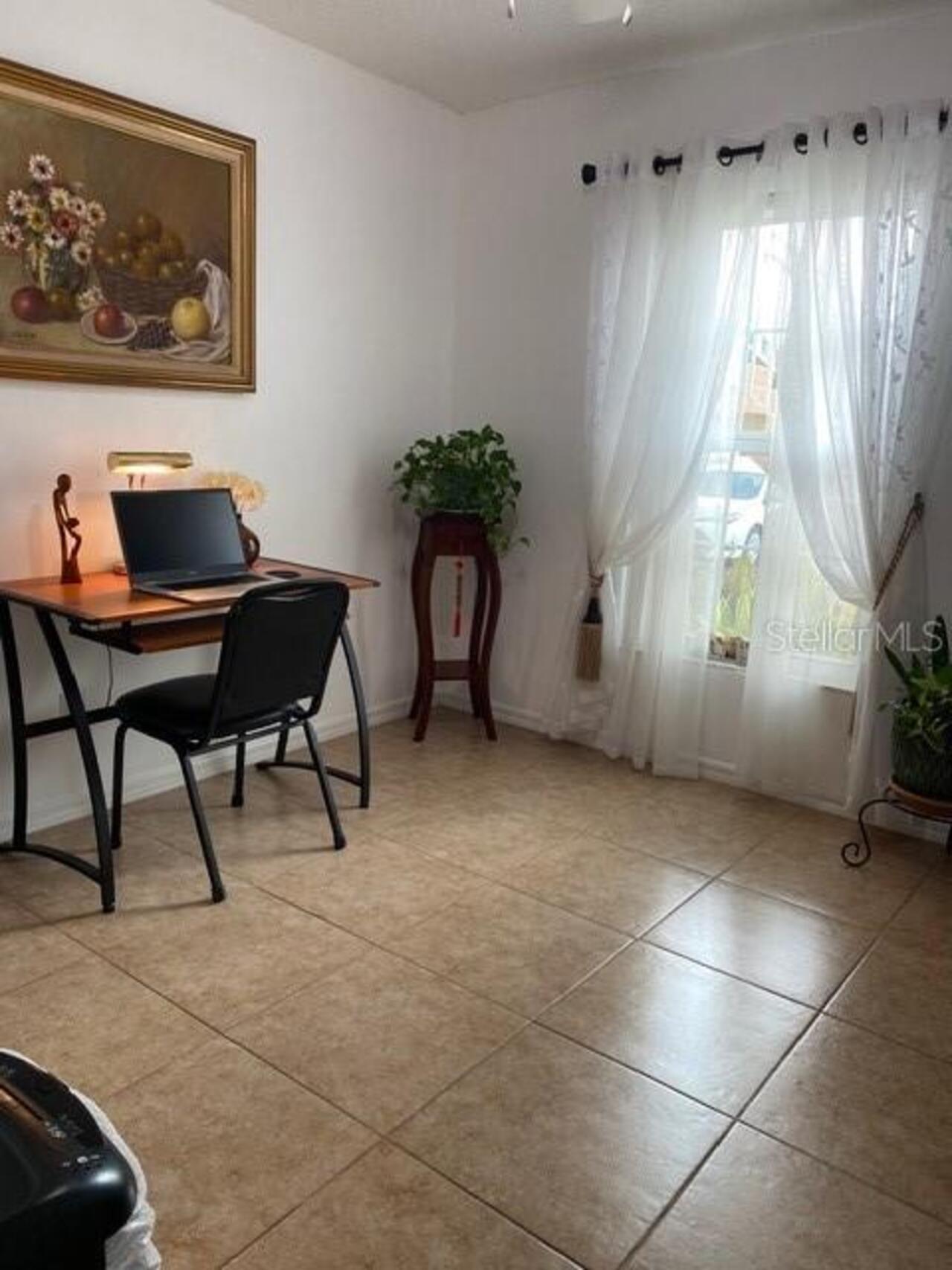 Listing Photo 9