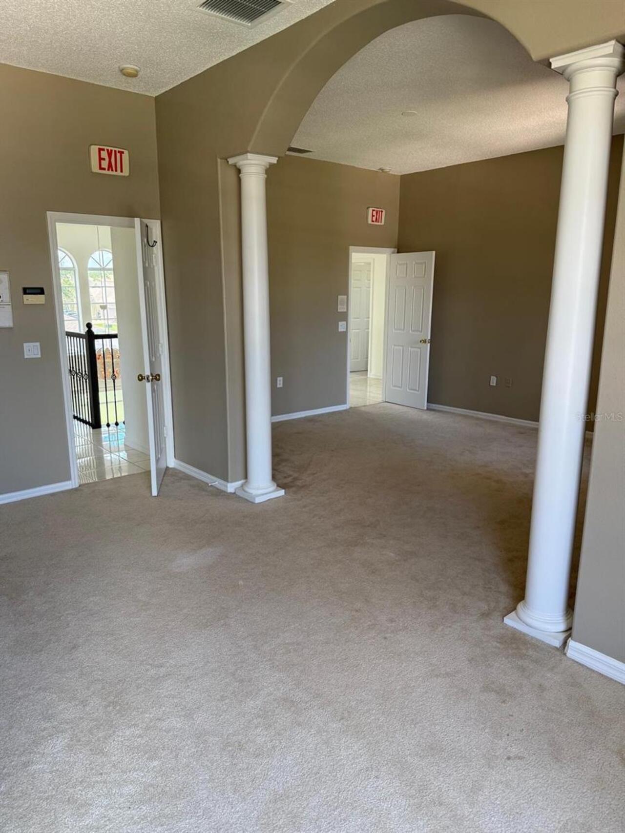 Listing Photo 16