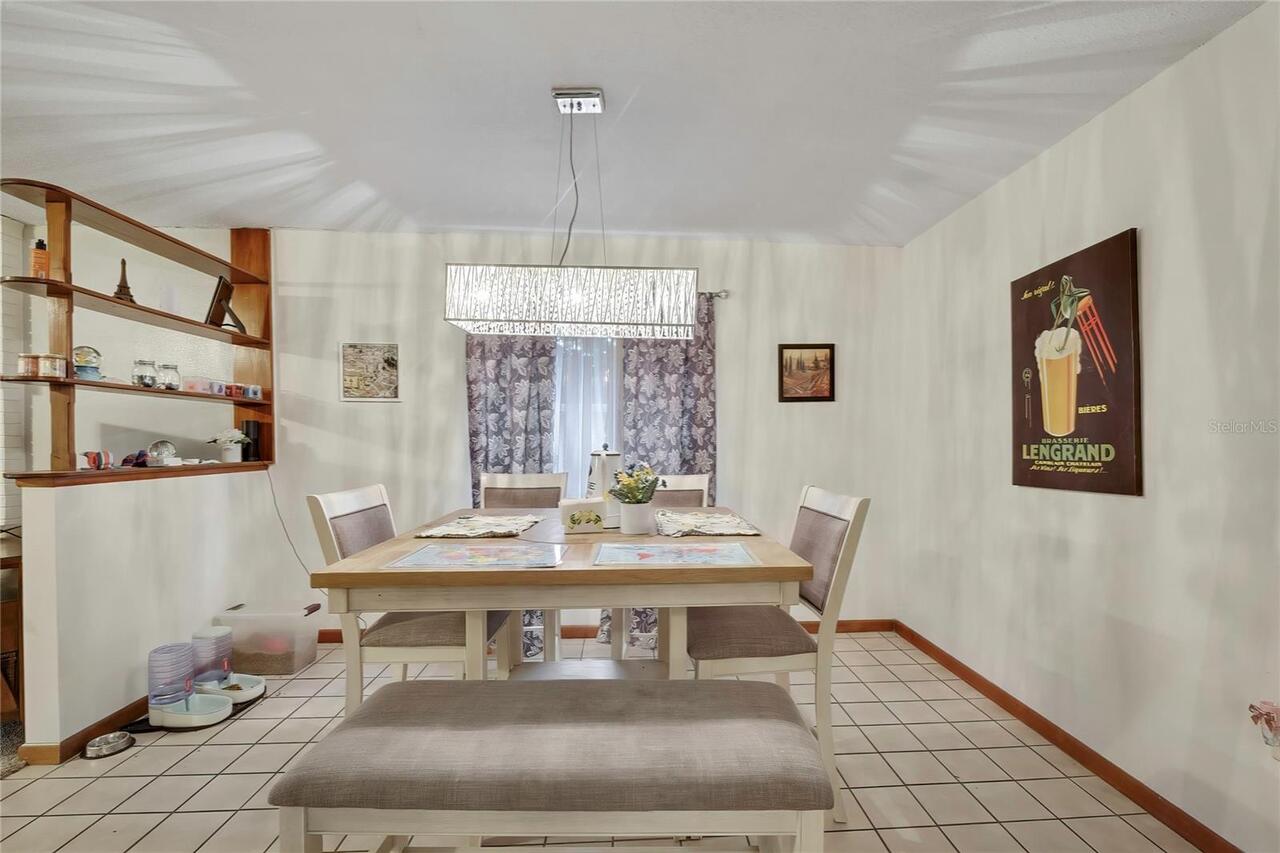 Listing Photo 10