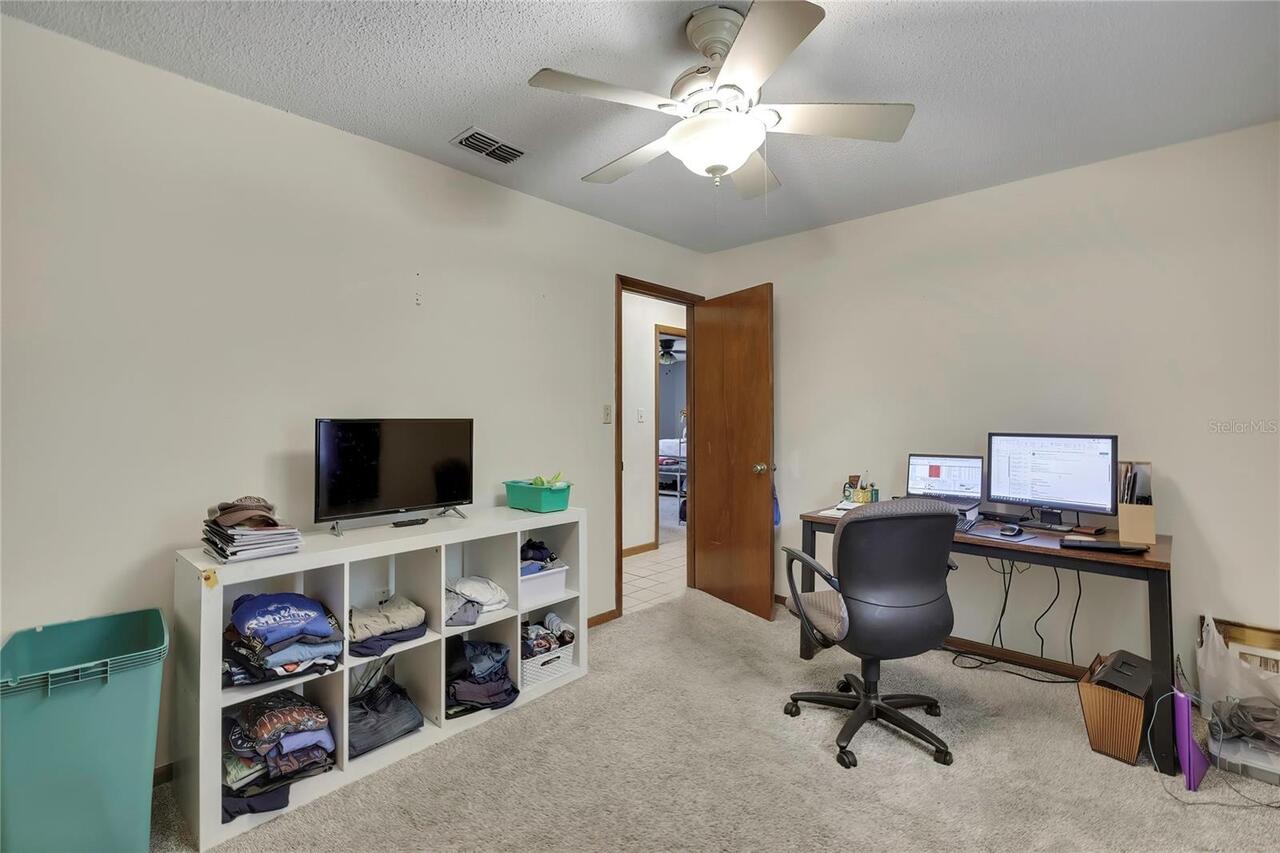 Listing Photo 15