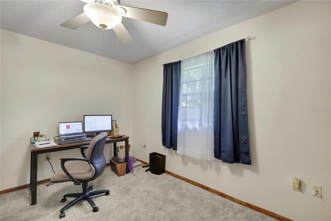 Listing Photo 16