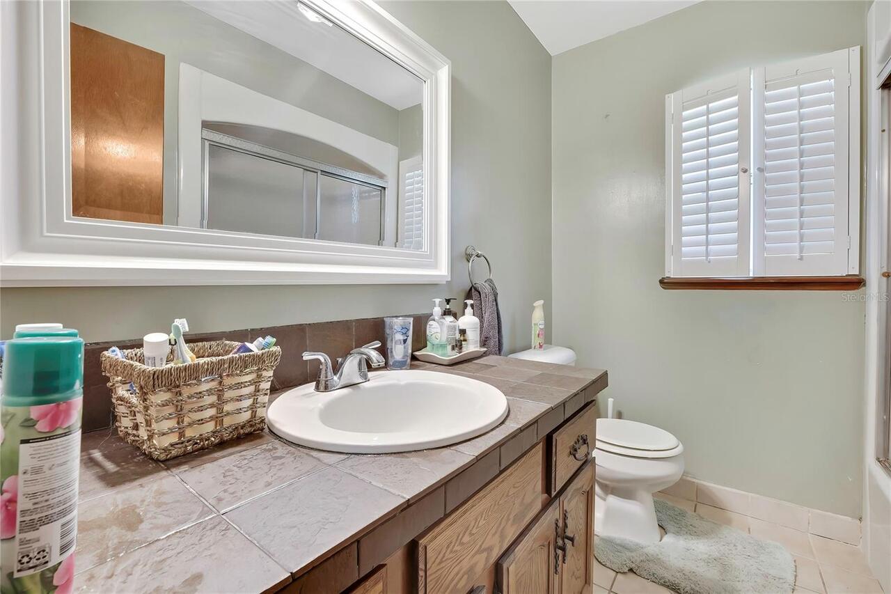 Listing Photo 17