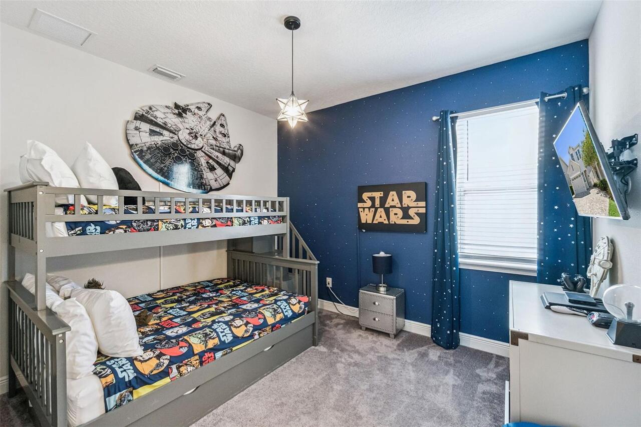 Listing Photo 17