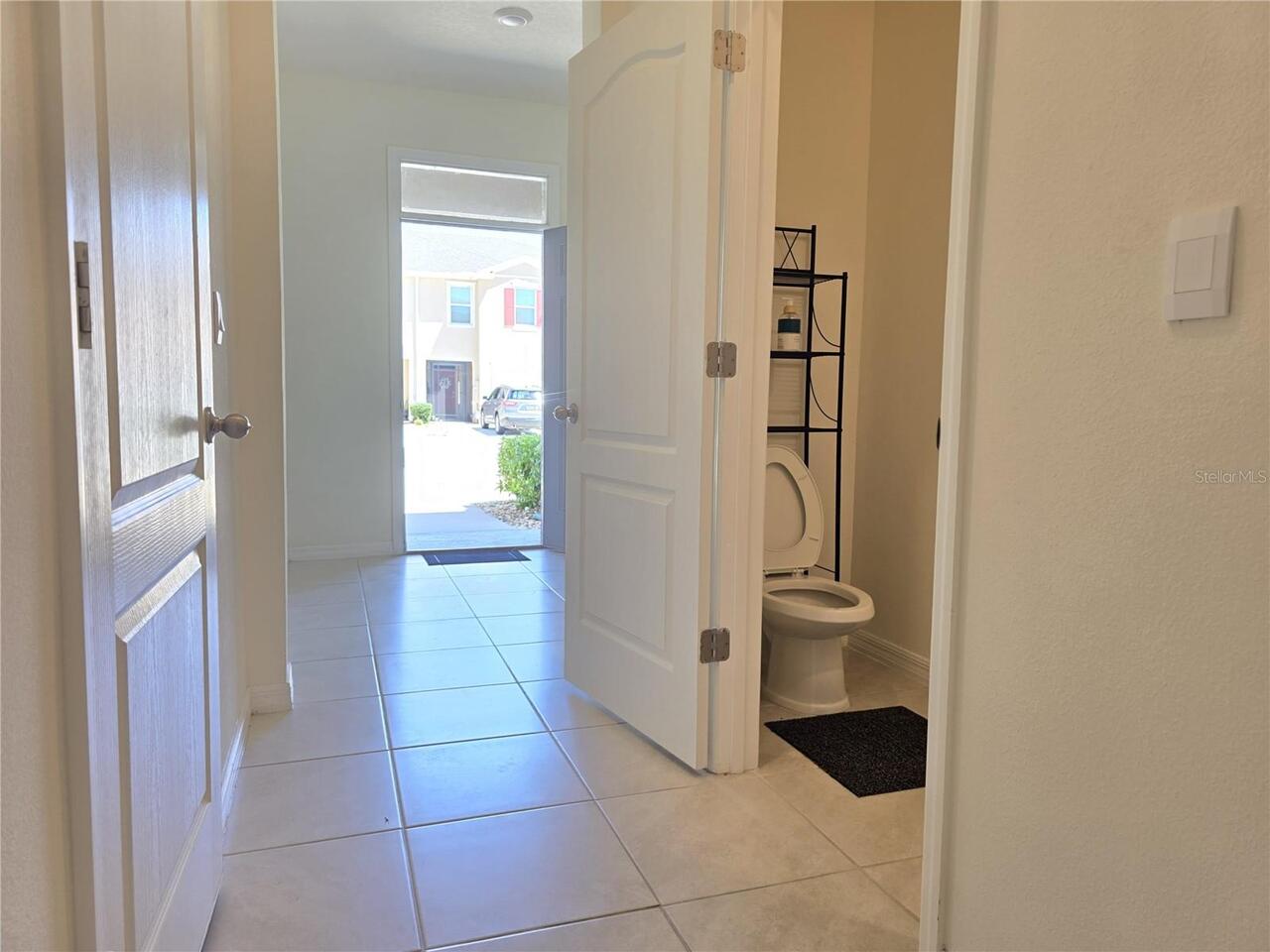 Listing Photo 8