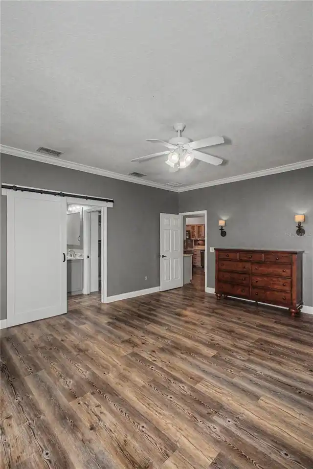 Listing Photo 76