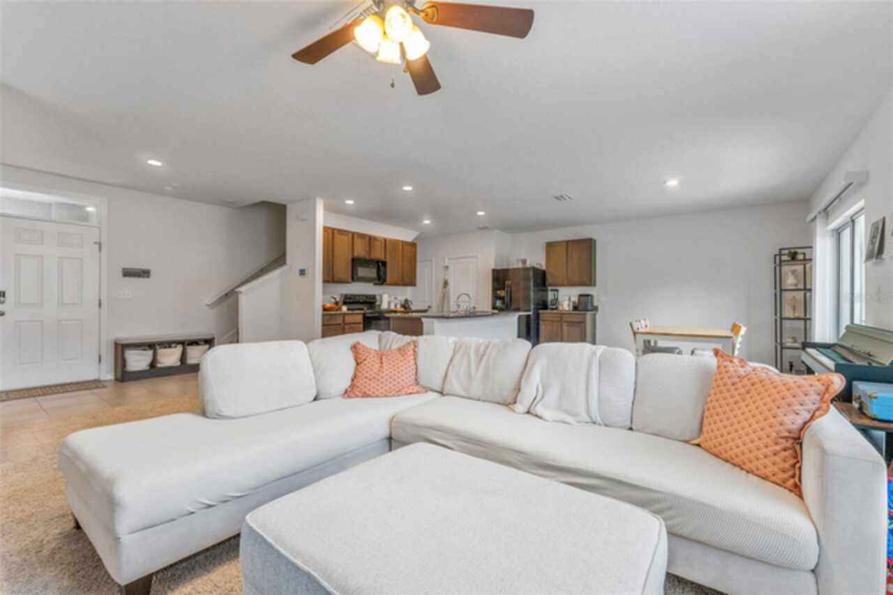 Listing Photo 9