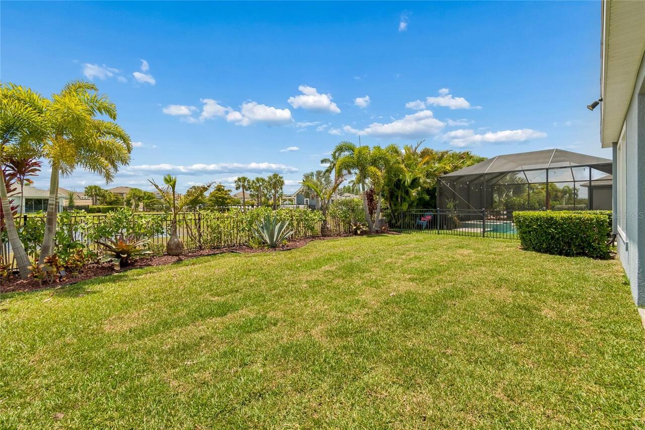 Listing Photo 42