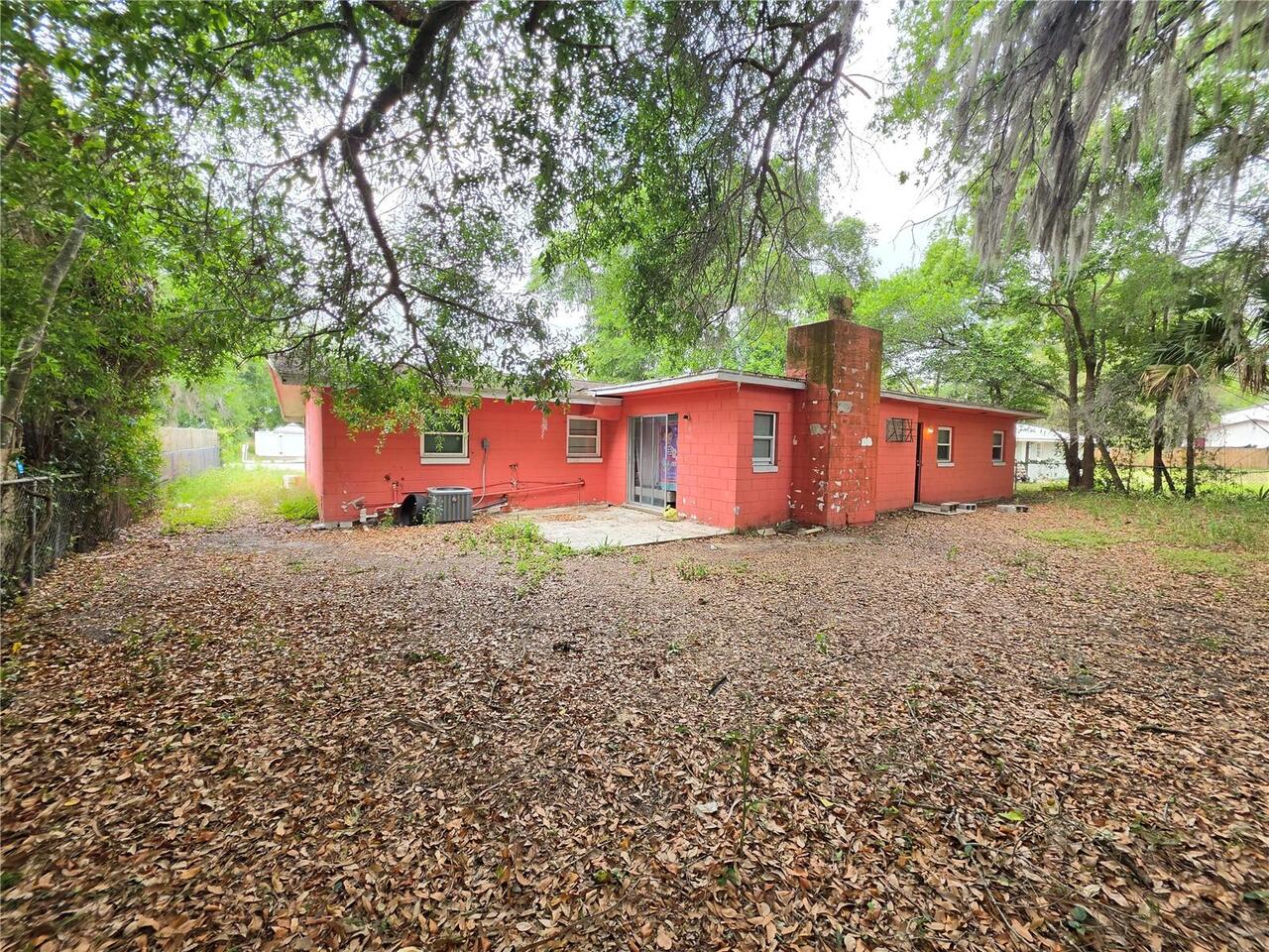 Listing Photo 11