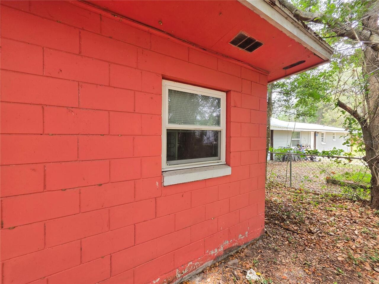 Listing Photo 17