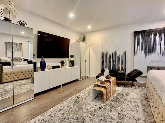 Listing Photo 18